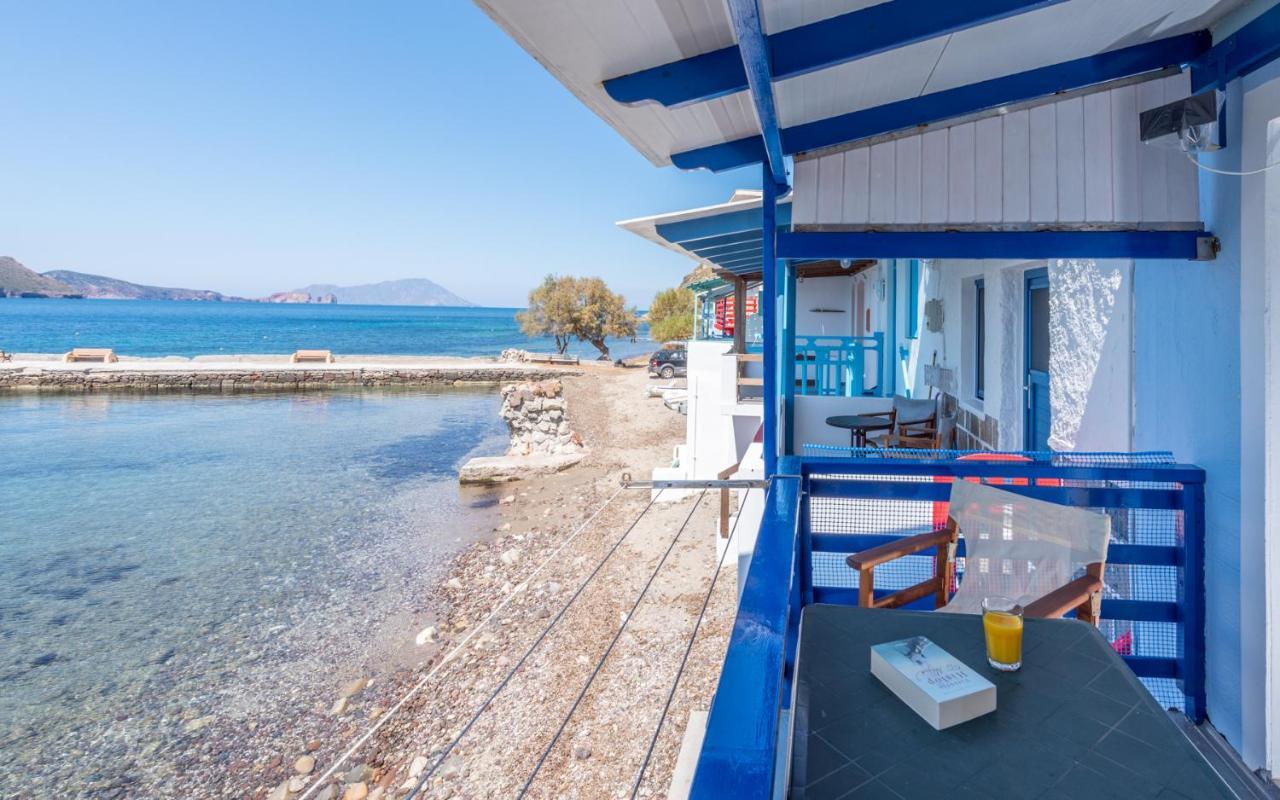 Blue Traditional Boathouse In Klima Klima  Exterior photo
